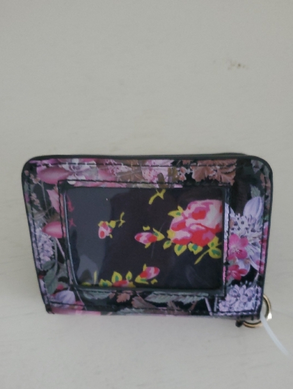 Betsey Johnson Black Floral Key & Card Holder with Gold Hardware NWOT - Picture 3 of 8